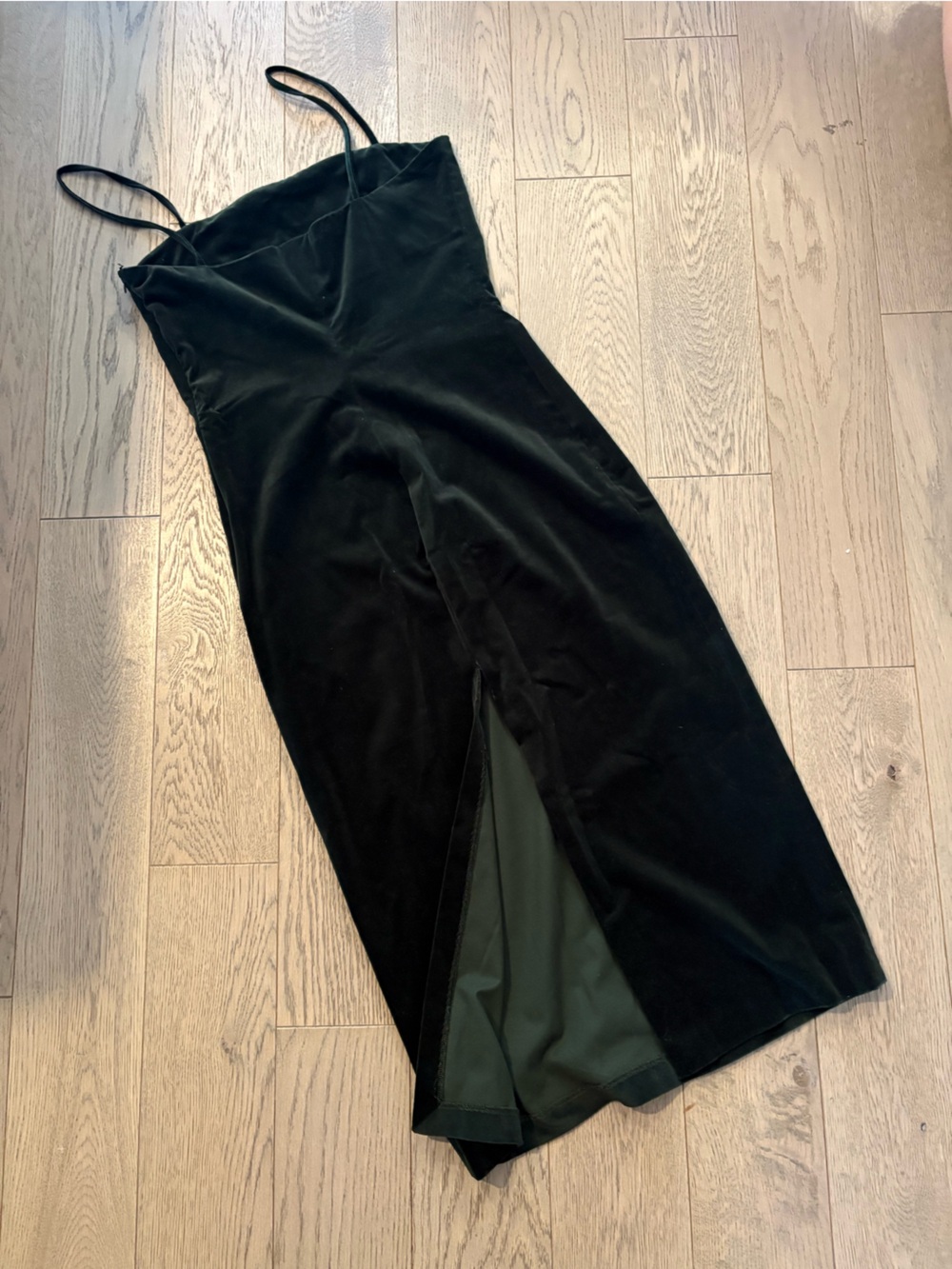 Zara Hunter Green Midi Velvet Dress with Thin Straps - Picture 3 of 5